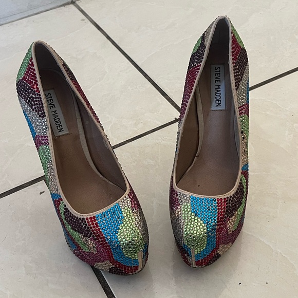Steve Madden | Dyvinal Multicolor Rhinestone Platform Pumps Women’s Size 8 - Picture 2 of 7